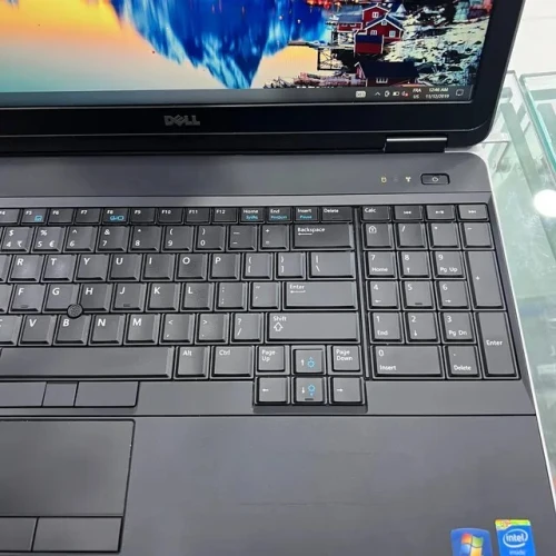 DELL STATION E6540 I7 4EM