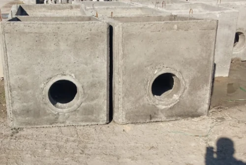 Regard de visite en béton armé غرف التفتيش من الخرسانة المسلحة
