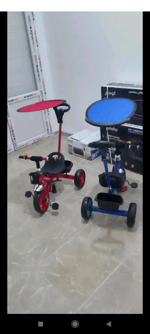 Vélo poussette NEUF JDID   فيلو بوسات للبيعouleur: ble 