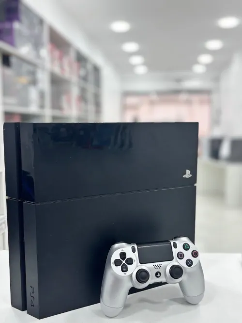 PlayStation 4 fat