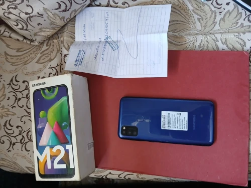 Samsung M21
