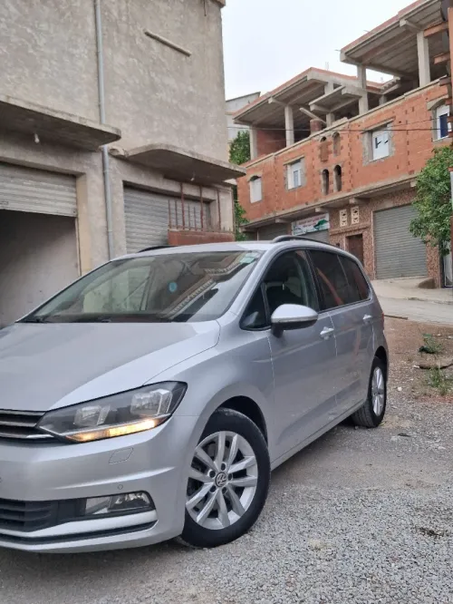 Volkswagen Touran 2017 Touran