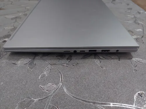 Asus vivobook 11th Gen i5