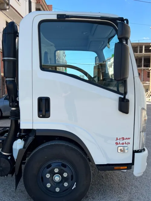 Isuzu npr Isuzu 5vites 