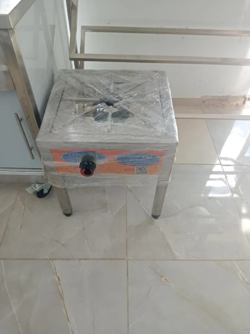 Meubles inox table de travail chariots