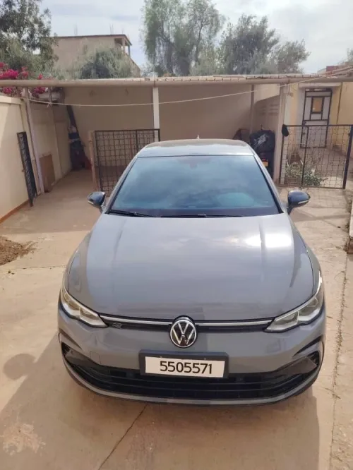 Volkswagen Golf 8 2025 R-Line