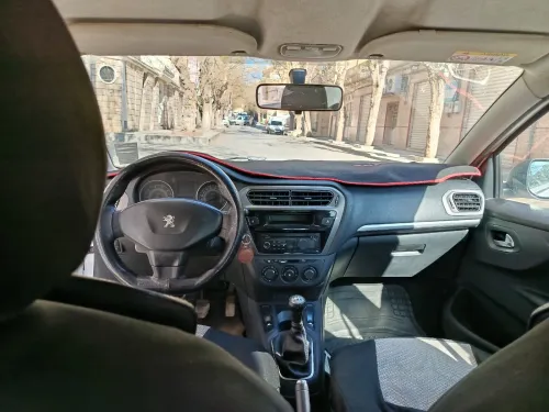Peugeot 301 2015 Active