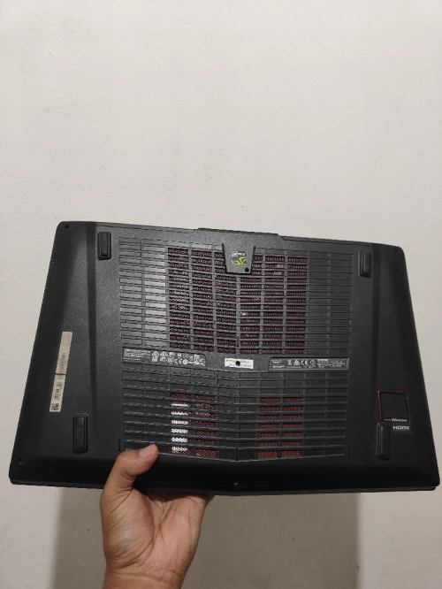 Pc gamer msi gt72vr 6re  pc portable gaming laptop 