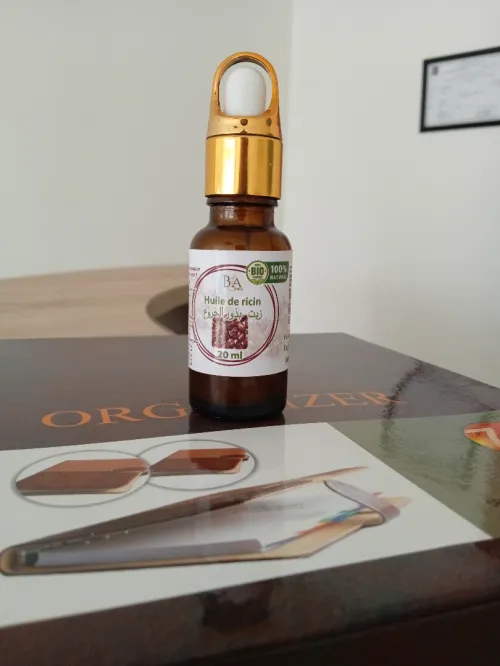 Huile végétales et huiles essentielle زيوت نباتية و زيوت أساسية