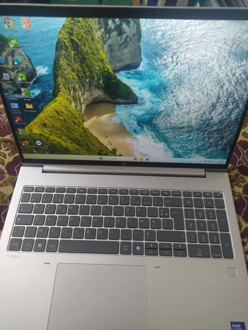 HP ProBook 4 G1i 16" Ultra 5 225U 16 Go RAM DDR5 512 Go SSD PC Portable Professionnel IA (2025)