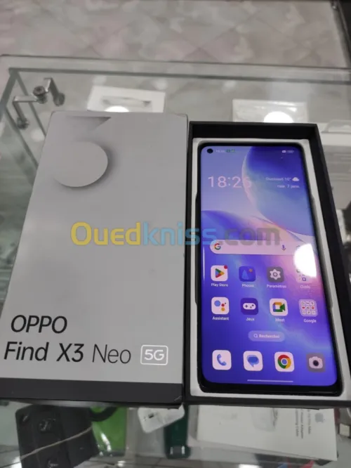 Oppo Find X3 néo