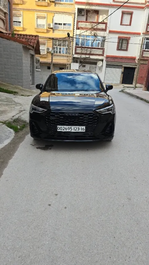 Audi Q3 2023 S line