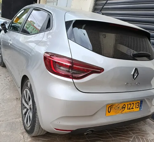 Renault Clio 5. Intence 2022 Business