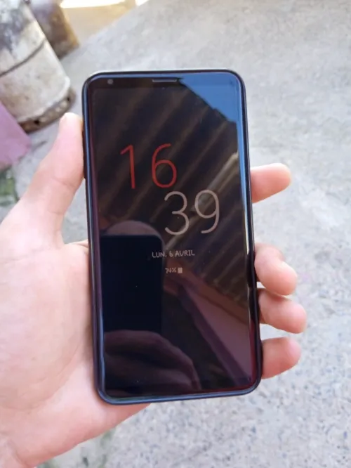 Lg v30+ 128G 4g écran p oled snapdragon 835 batterie 3300 1 sul puce حابة جديدة💥 Lg v30+