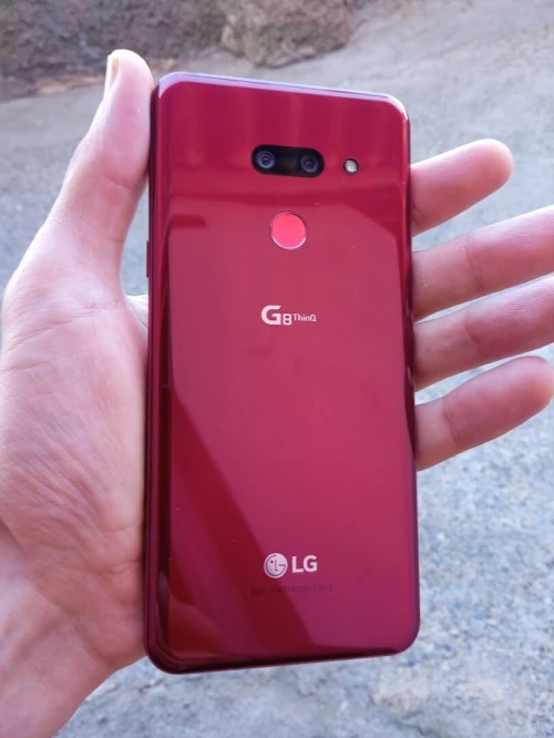 LG G8 thinQ 128/6GB  snapdragon 855 Android 12 batterie 3500mah écran p oled 1 sul puce بوزريعة💯 