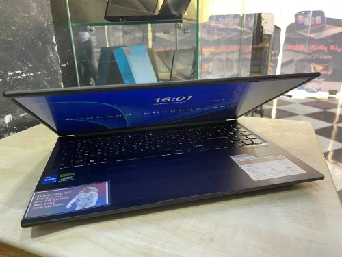 Asus Vivobook 16X