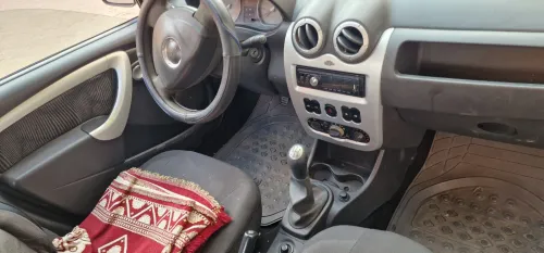 Dacia Logan 2011 La base climatique