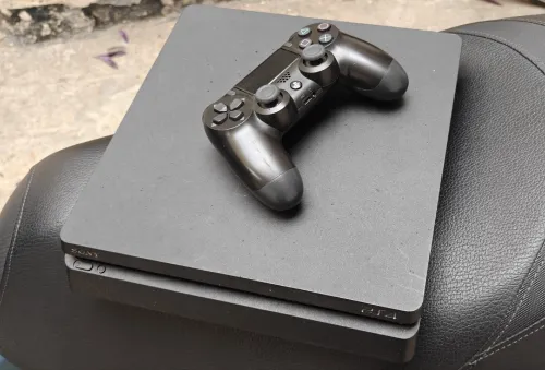 PS4 slim flachi 11.00