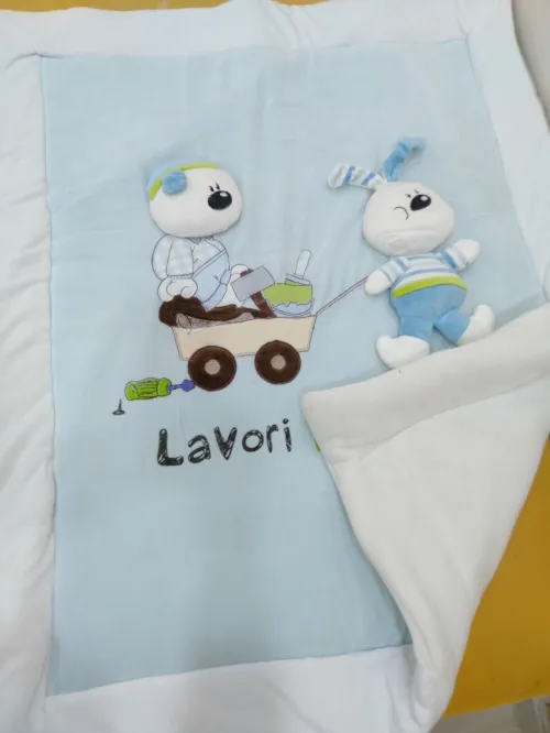 Couvre lit bébé 