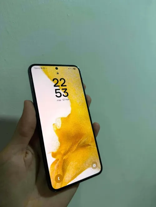 Samsung S22