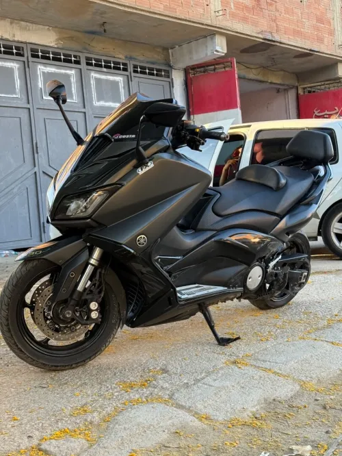 Yamaha Tmax iron 2015