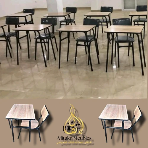 Chaise et table scolaire 