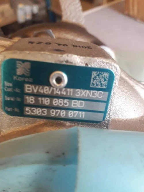 Urvan E26 