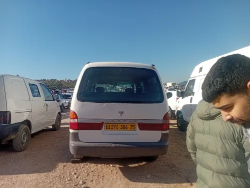 Kia Pregio 2004