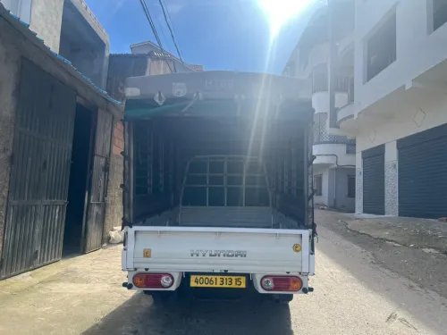 Hyundai H100 2013 Plateau ridelle