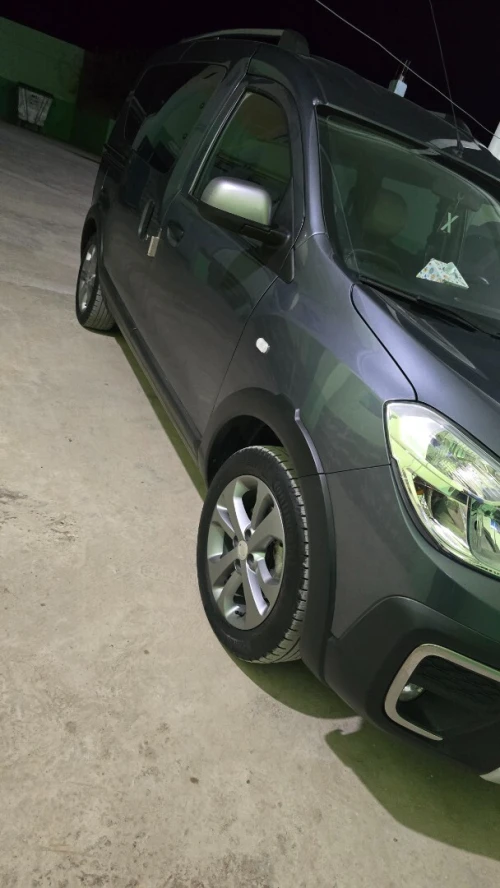 Renault Kangoo 2025 