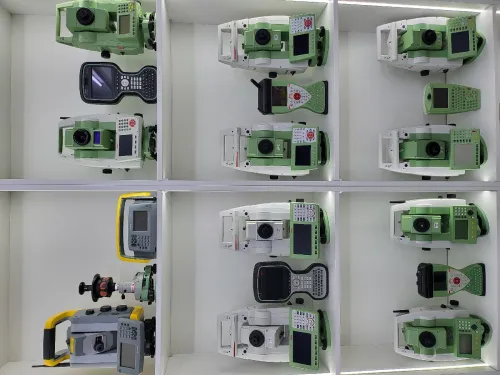 Leica Station Total Topographical equipment
