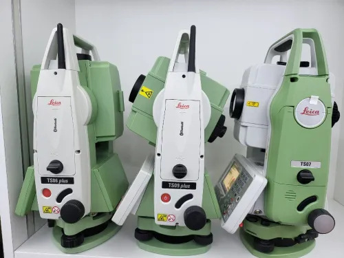 Leica Station Total Topographical equipment