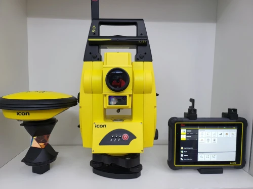 Leica Station Total Topographical equipment