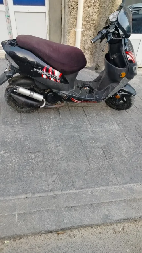 Keeway yamaha Huricane 2016