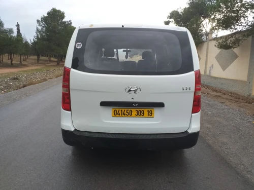 Hyundai H1 2009 Tolé