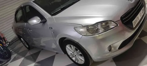 Peugeot 301 2015 Chrome