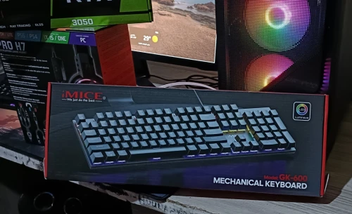Pc gamer neuf utilisé seulement 2 semaine 