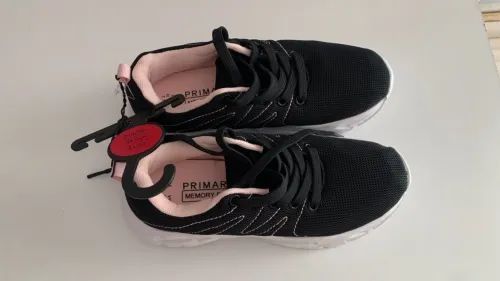 Des baskets pour filles