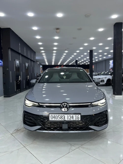 Volkswagen Golf 8 2024 R-Line