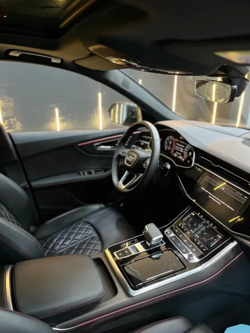 Audi Q8 2025 Sline