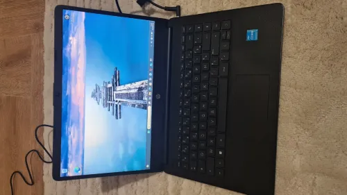 Hp Laptop 14s- ssd i3 11e Générations