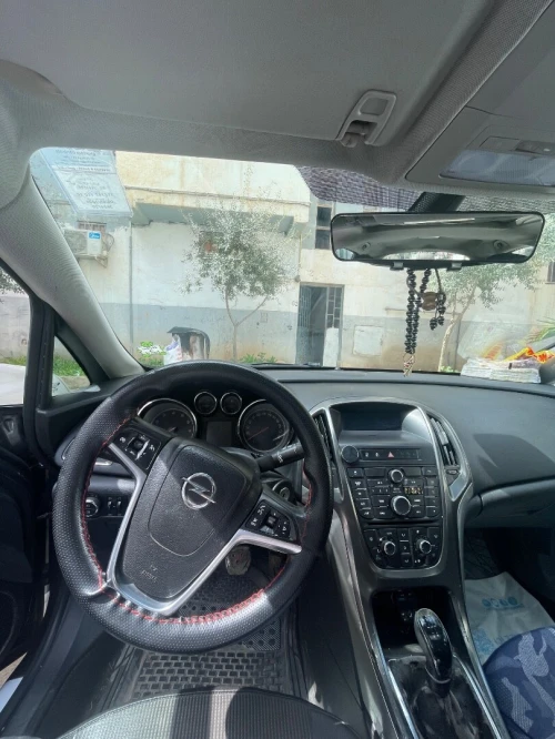Opel Astra 2010 