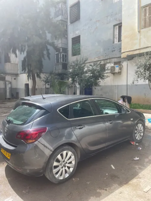 Opel Astra 2010 