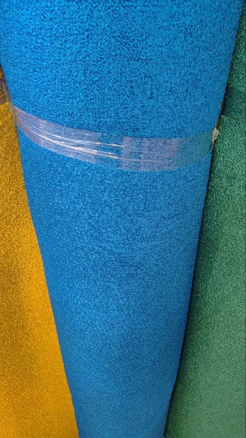 Moquette tapis Marron,bleu, noir,verre, beige,gris