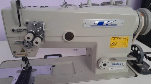 Machine à coudre 