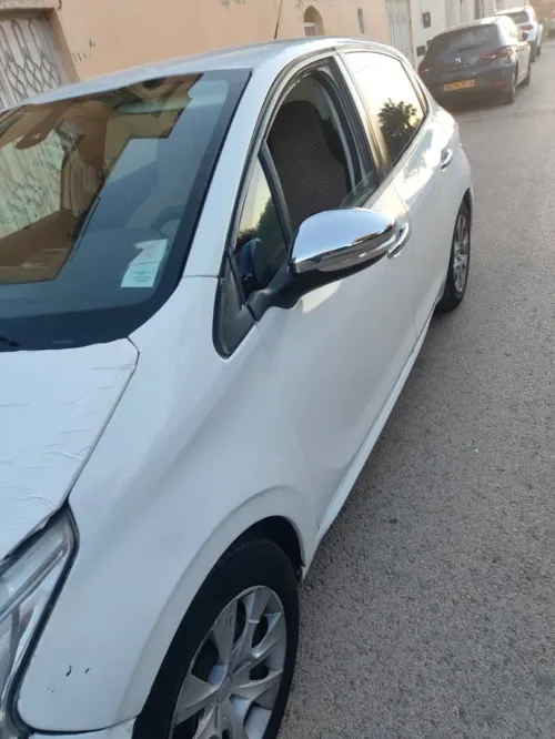 Peugeot 208 2013 Active