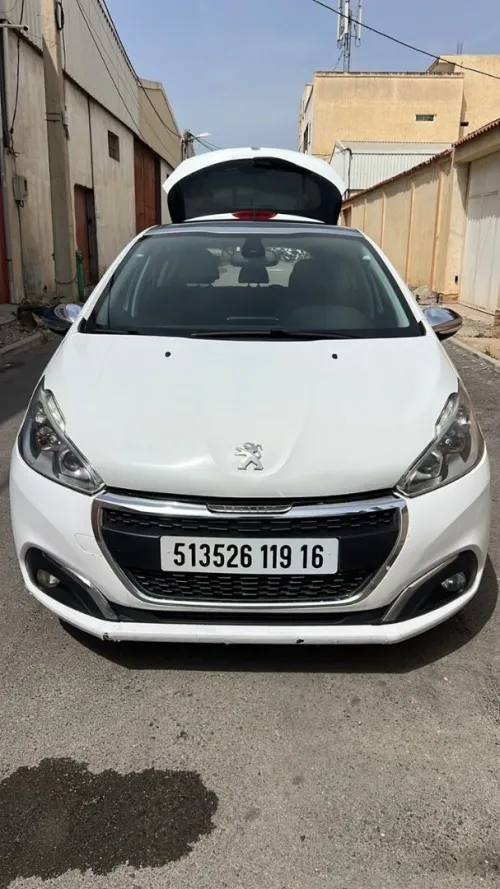 Peugeot 208 2019 Allure Facelift