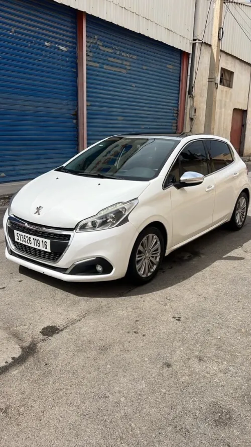 Peugeot 208 2019 Allure Facelift