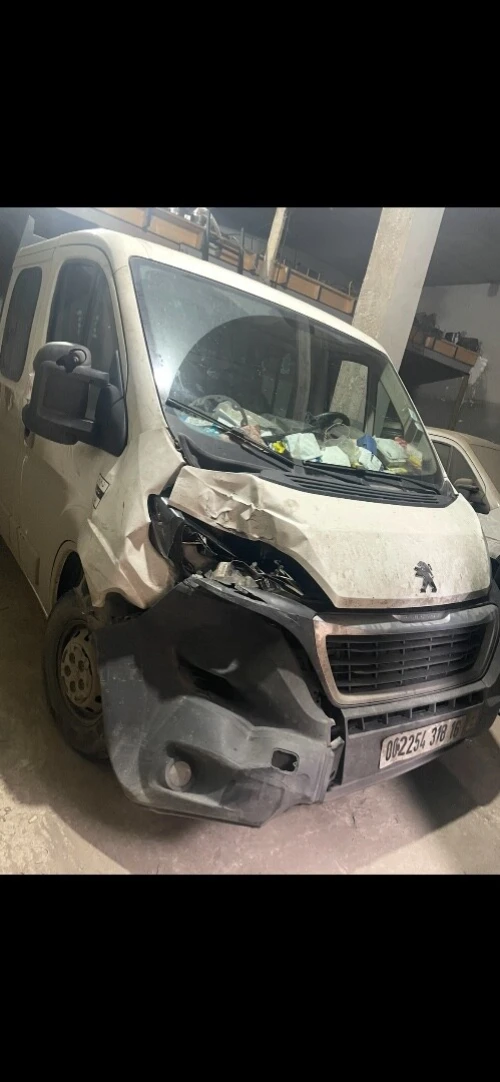 Peugeot Boxer 2018 Double Cabine 