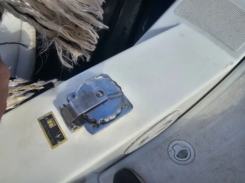 Beneteau Antares 8 année 2021 Moteur 250 Cv avec place
